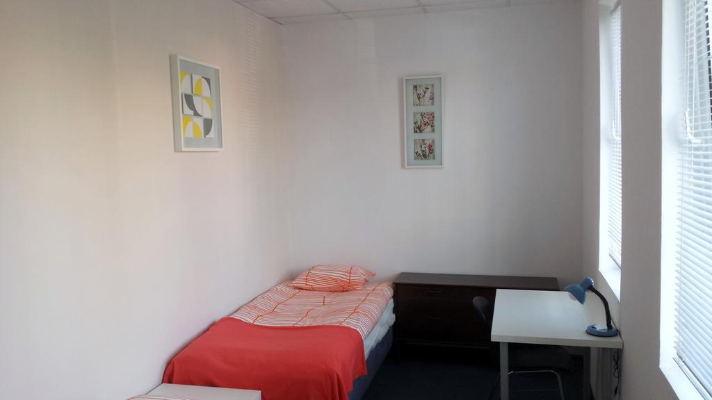 Erasmus House Hostel Warsaw Room photo